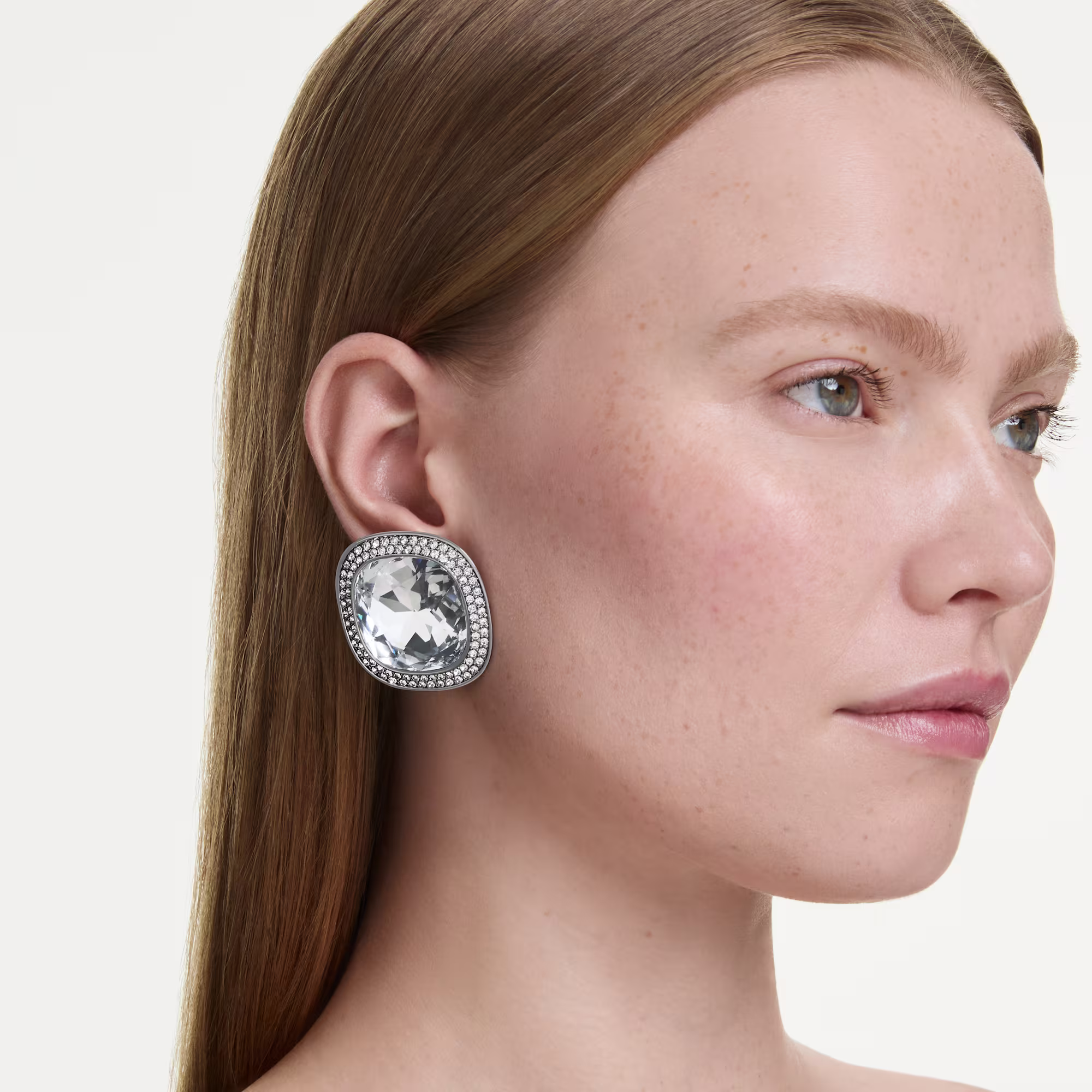 Una Angelic clip earrings
